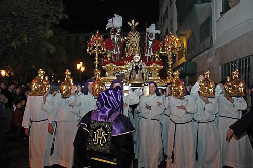 Holy Tuesday in Malaga, Sentencia